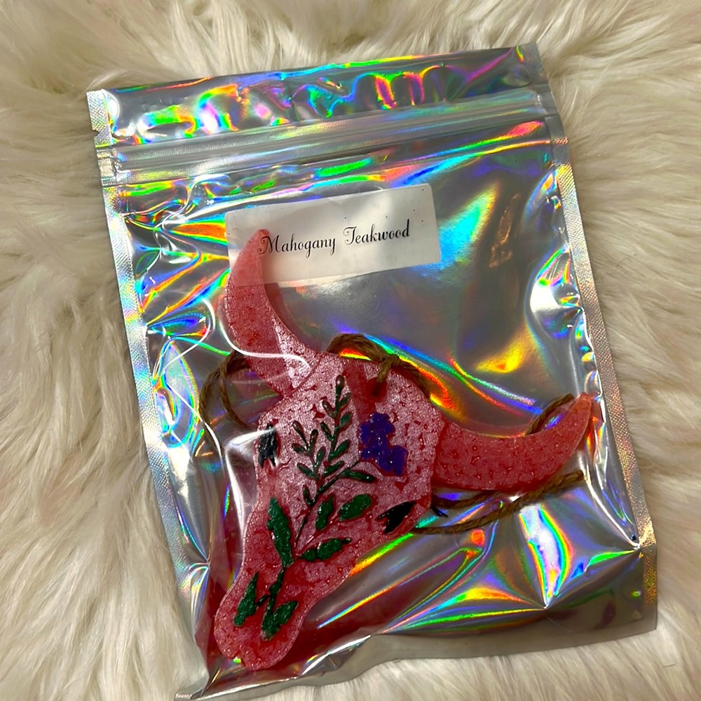 Pink animal skull car Freshie